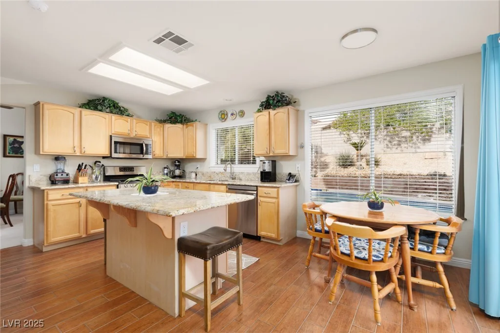 7317 Bosky Springs, Las Vegas, NV 89131