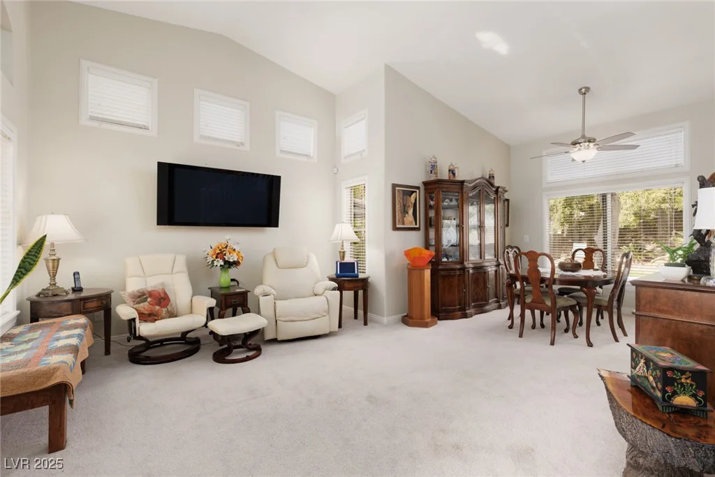 7317 Bosky Springs, Las Vegas, NV 89131