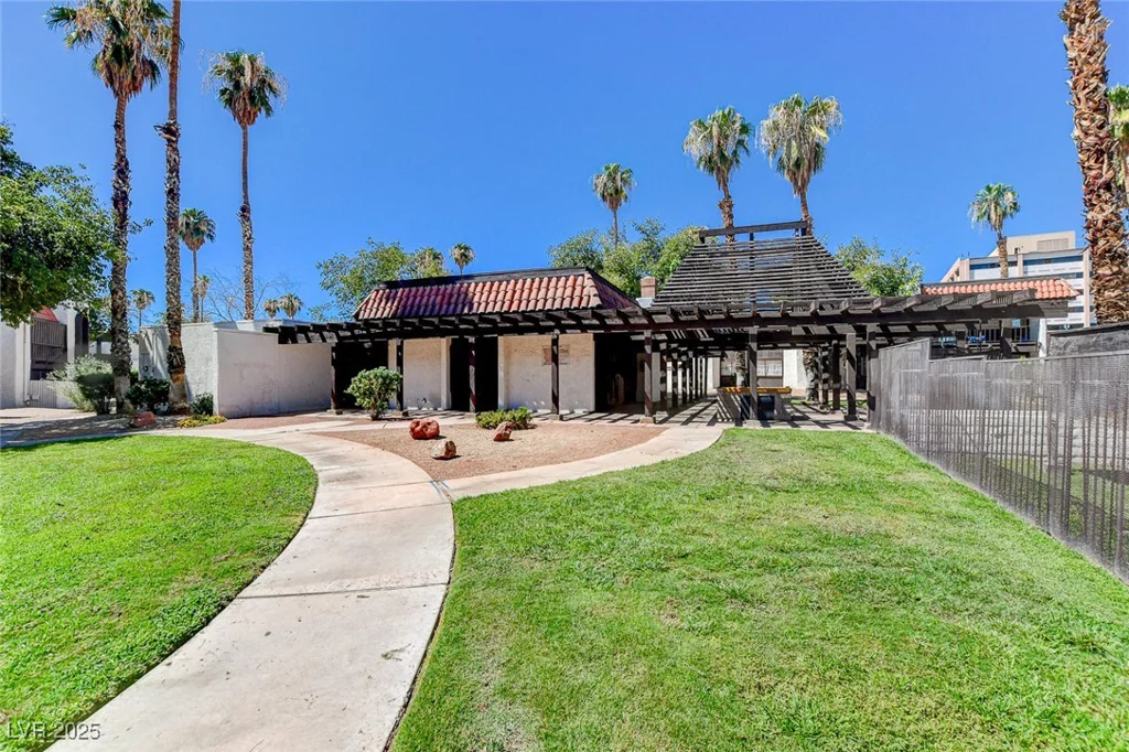 1405 VEGAS VALLEY, Las Vegas, NV 89169