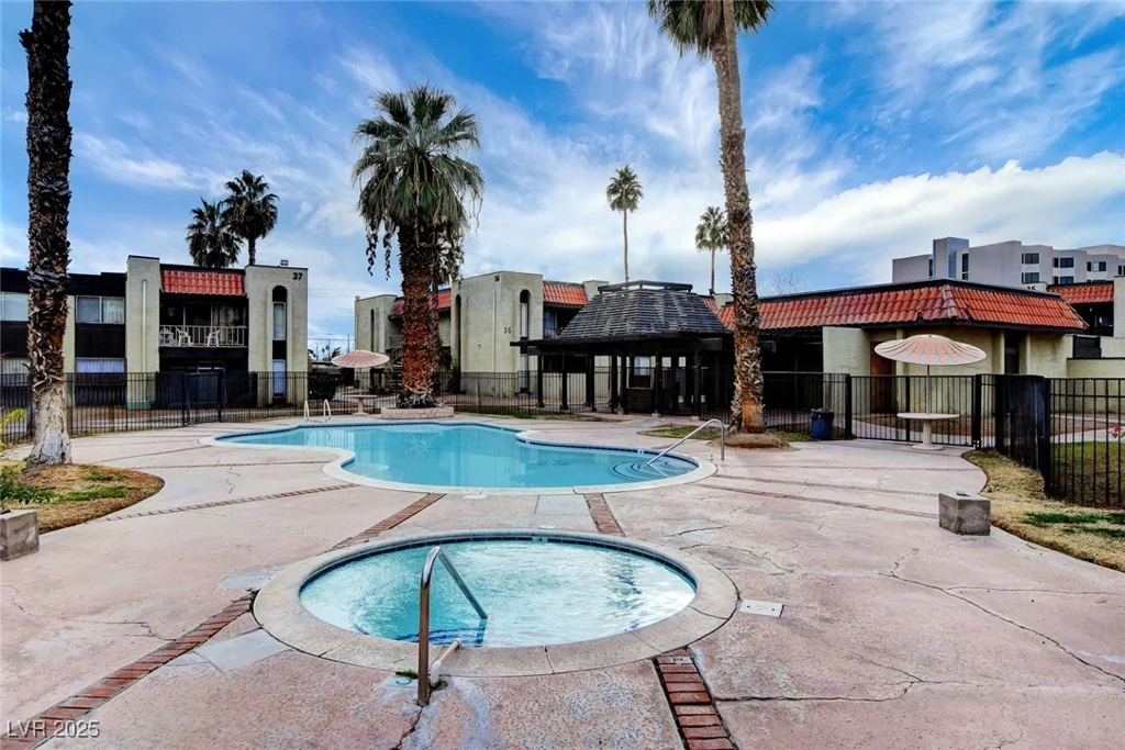 1405 VEGAS VALLEY, Las Vegas, NV 89169