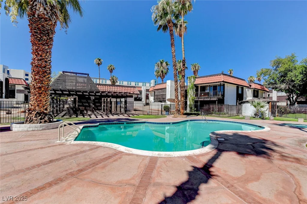 1405 VEGAS VALLEY, Las Vegas, NV 89169
