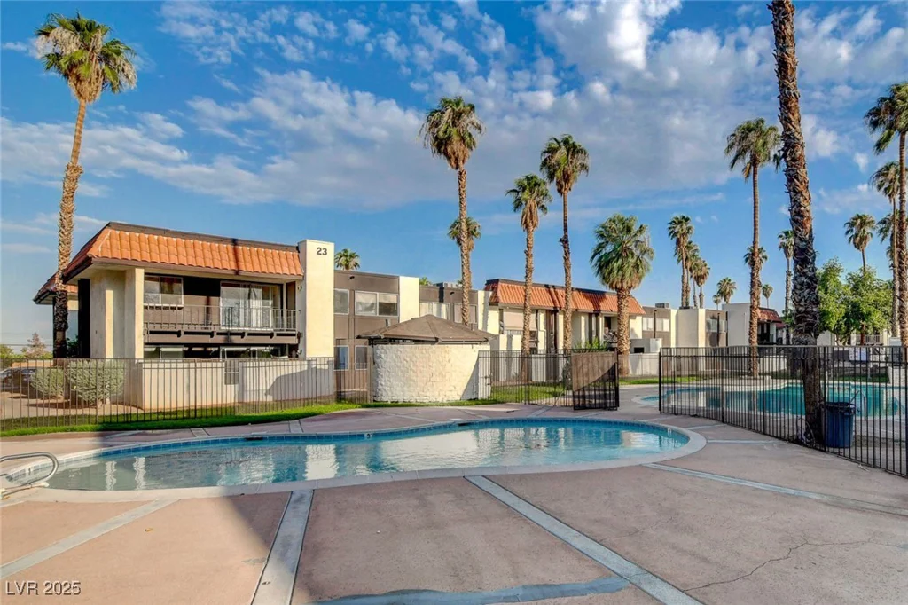 1405 VEGAS VALLEY, Las Vegas, NV 89169