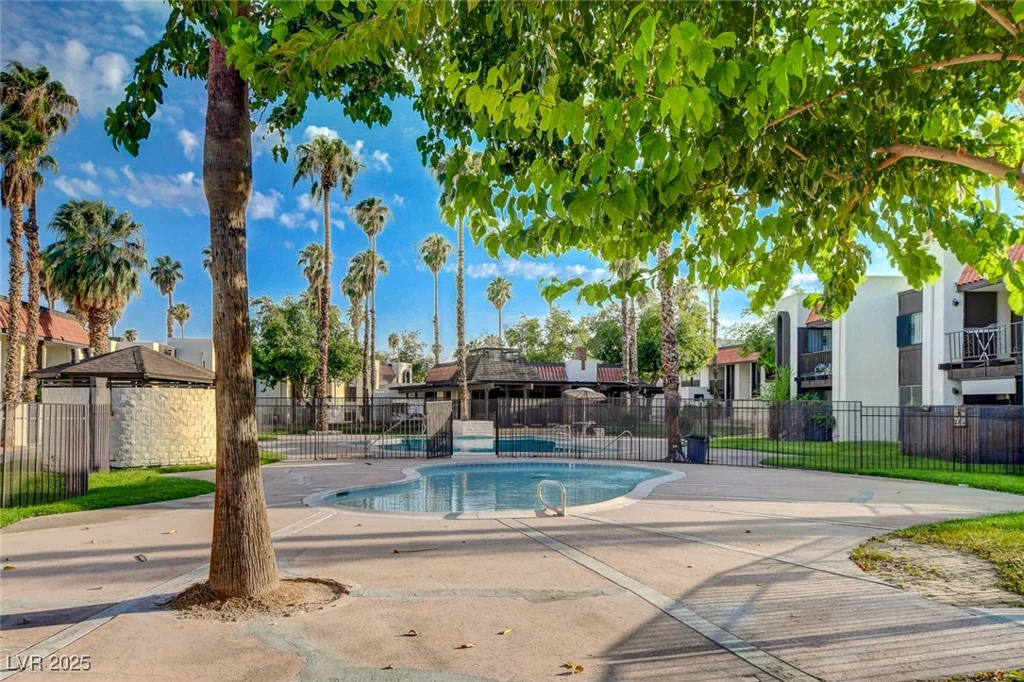 1405 VEGAS VALLEY, Las Vegas, NV 89169