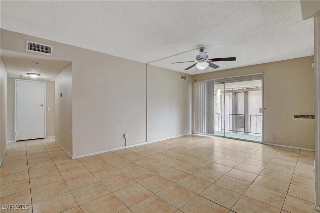 1405 VEGAS VALLEY, Las Vegas, NV 89169