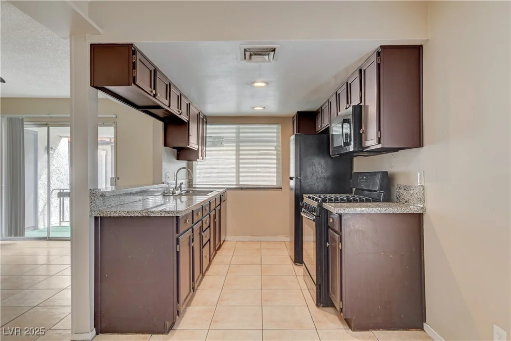 1405 VEGAS VALLEY, Las Vegas, NV 89169