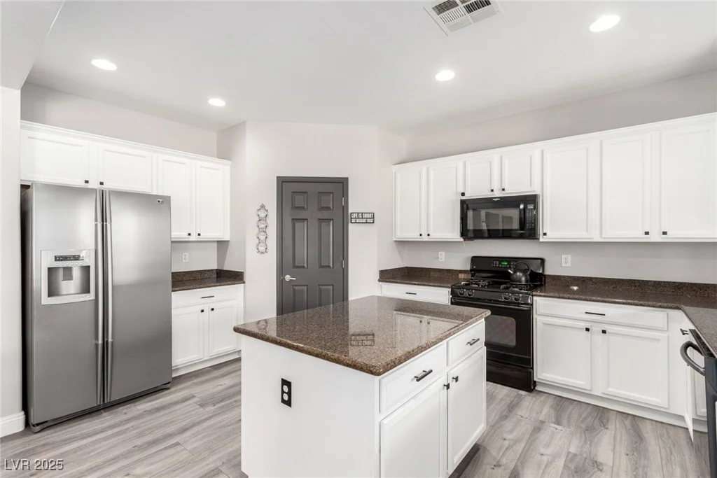 231 Pioneers Peak, Henderson, NV 89002