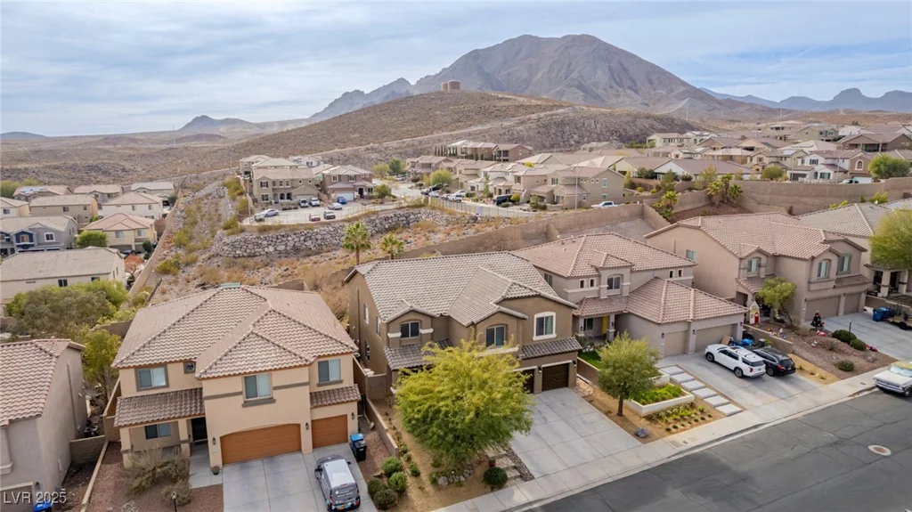 231 Pioneers Peak, Henderson, NV 89002