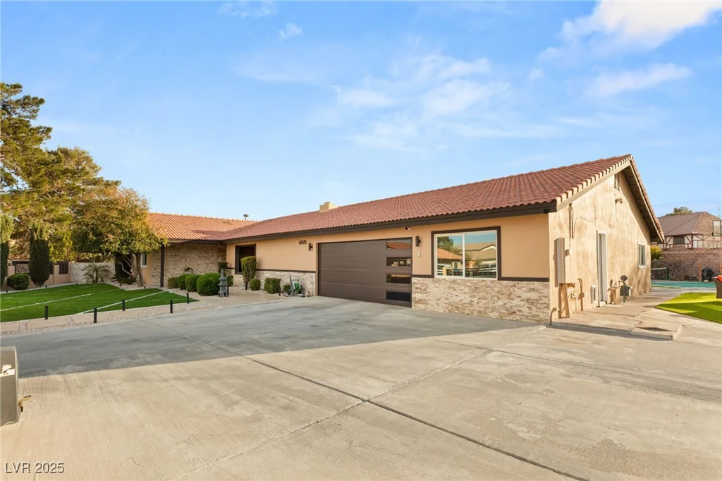 6975 Darby, Las Vegas, NV 89117