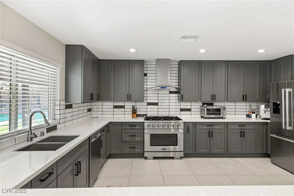 6975 Darby, Las Vegas, NV 89117