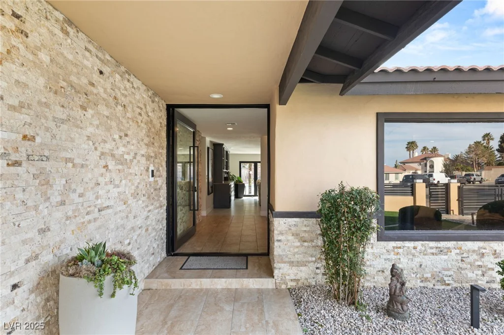 6975 Darby, Las Vegas, NV 89117