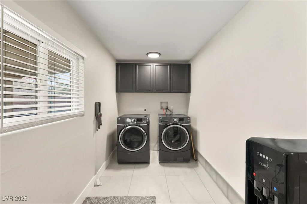 6975 Darby, Las Vegas, NV 89117