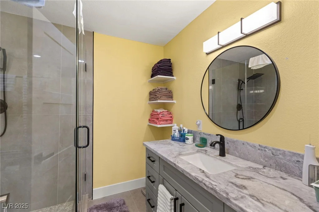 6975 Darby, Las Vegas, NV 89117