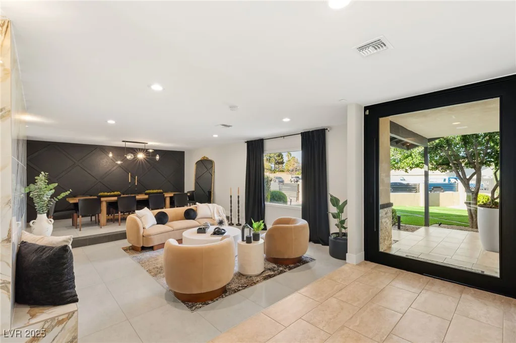6975 Darby, Las Vegas, NV 89117