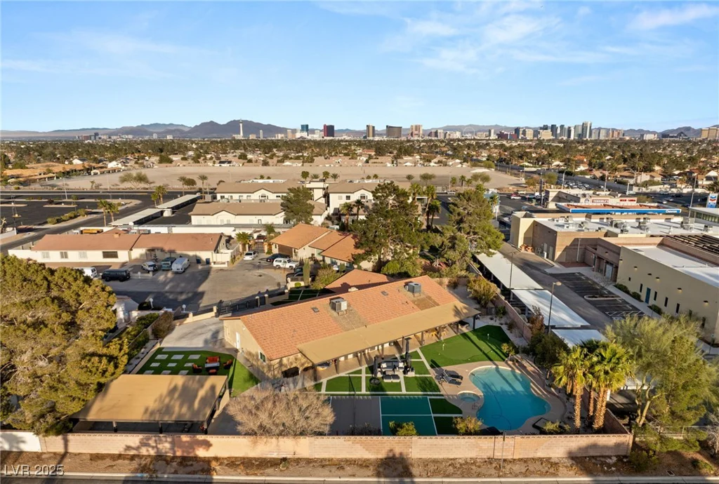 6975 Darby, Las Vegas, NV 89117