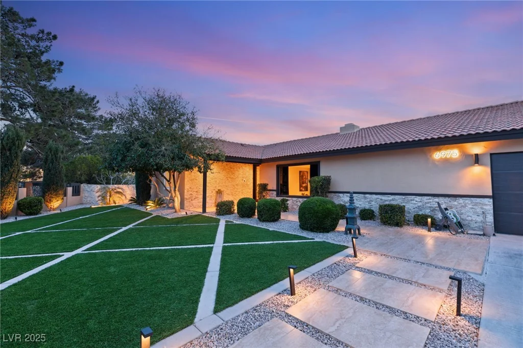 6975 Darby, Las Vegas, NV 89117