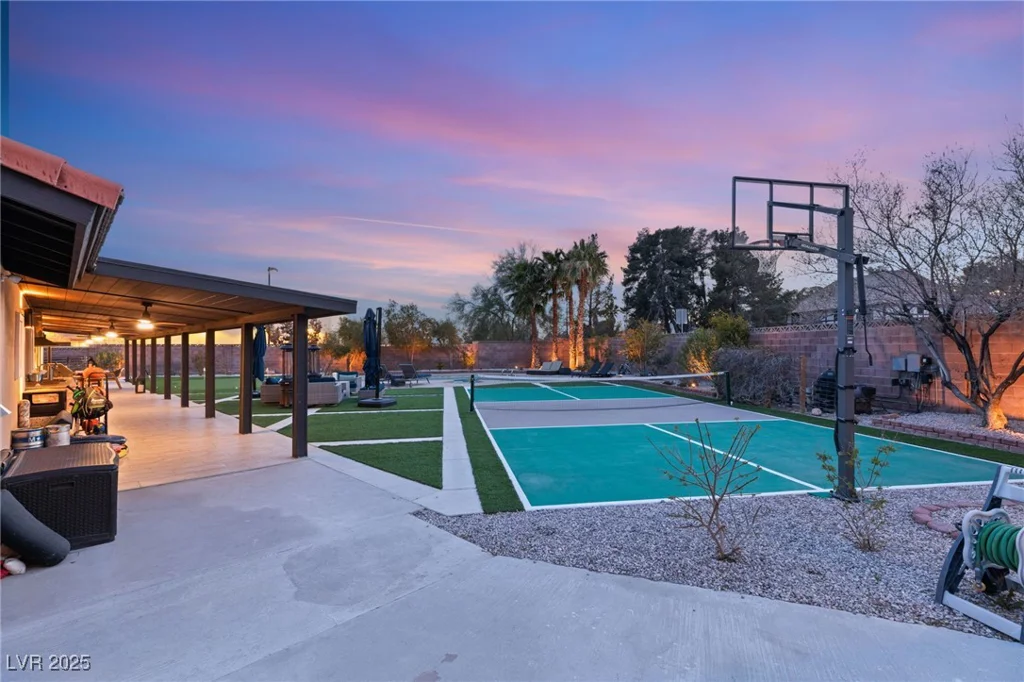 6975 Darby, Las Vegas, NV 89117