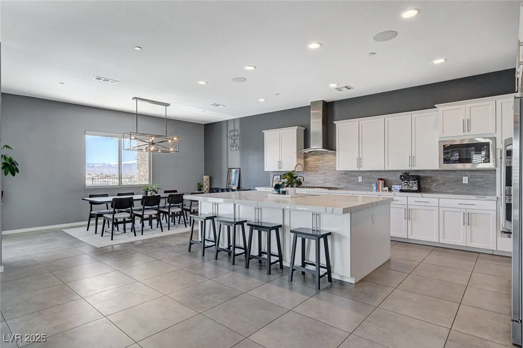 795 Glistening Light, Henderson, NV 89052