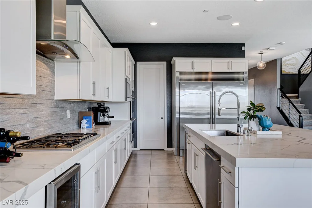 795 Glistening Light, Henderson, NV 89052