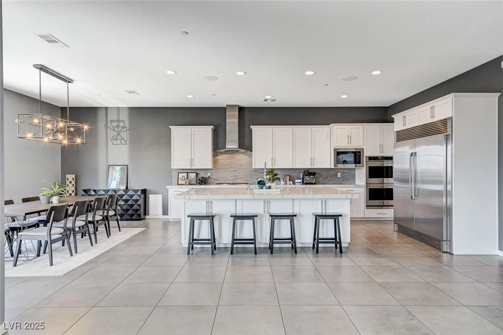 795 Glistening Light, Henderson, NV 89052
