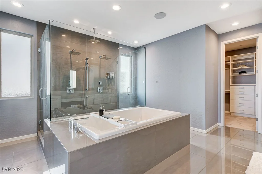 795 Glistening Light, Henderson, NV 89052