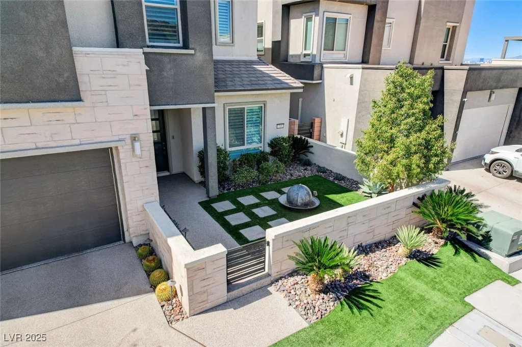 795 Glistening Light, Henderson, NV 89052
