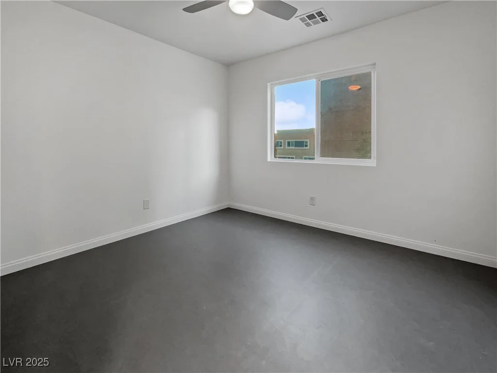 10537 Headwind, Las Vegas, NV 89129