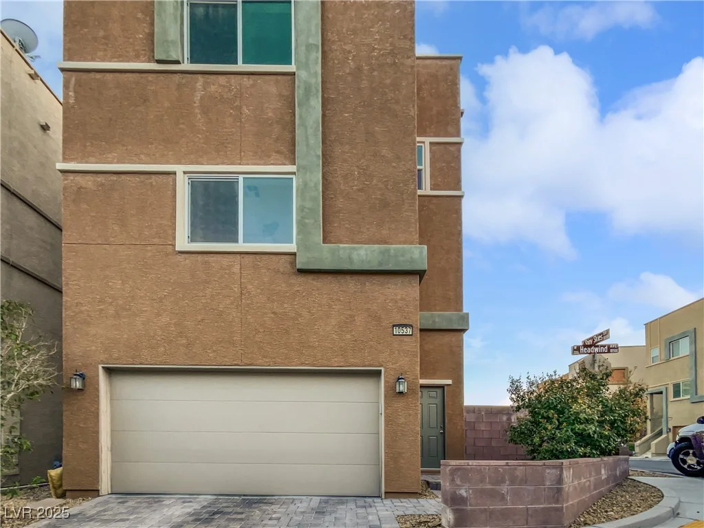 10537 Headwind, Las Vegas, NV 89129