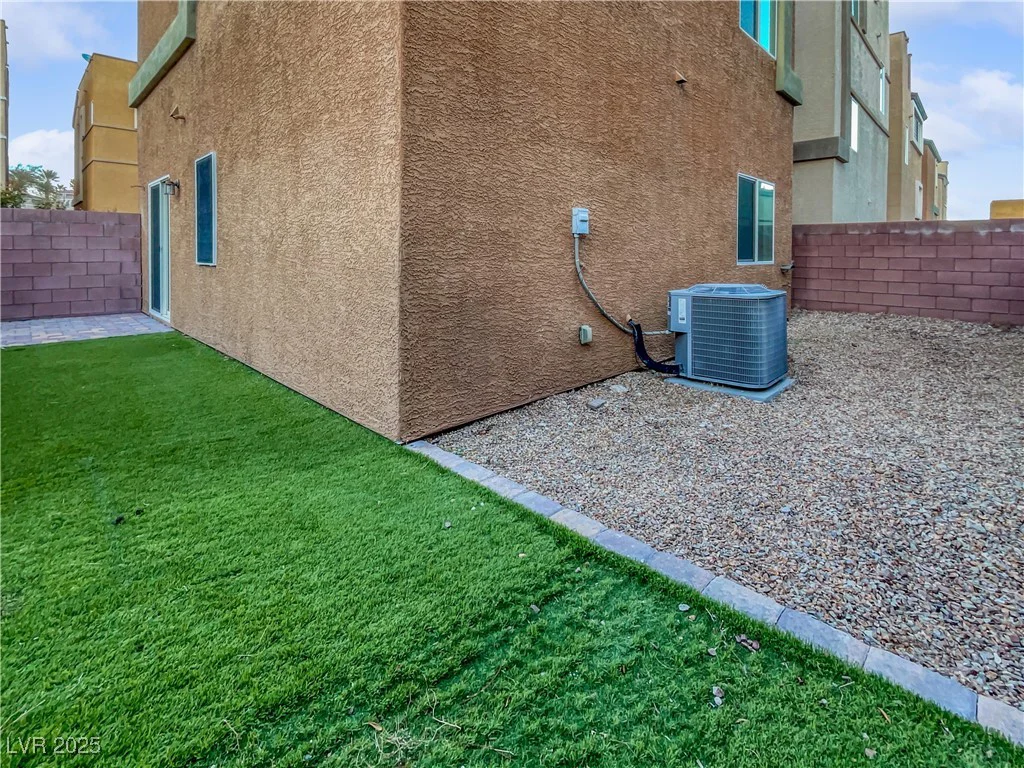10537 Headwind, Las Vegas, NV 89129