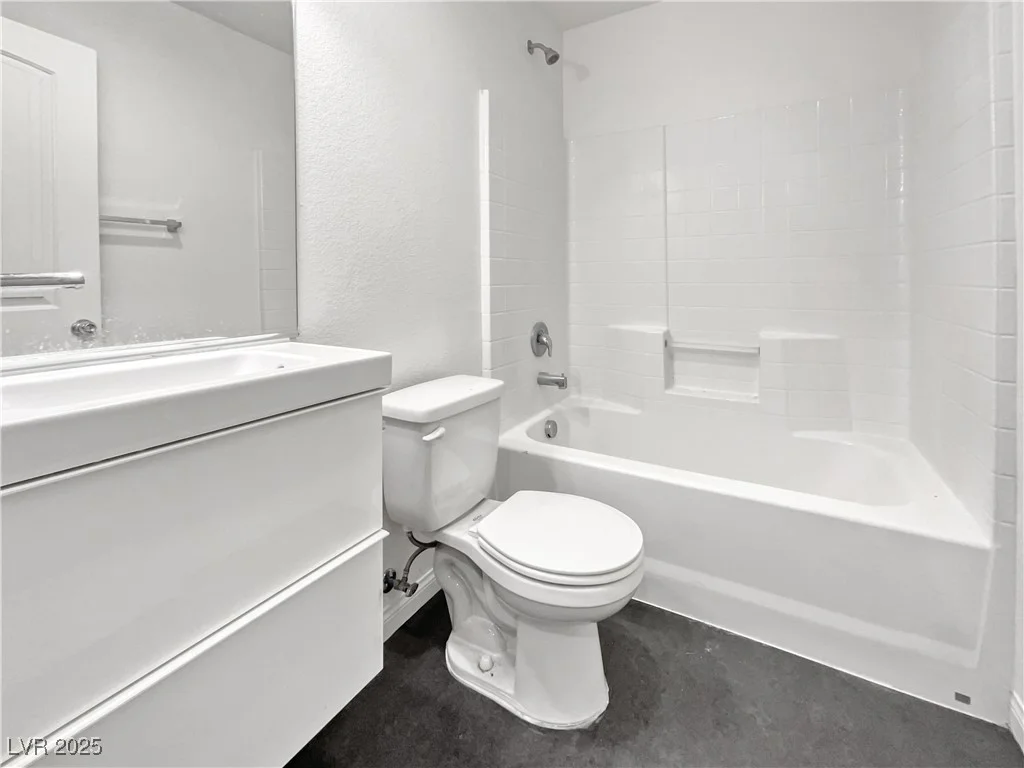 10537 Headwind, Las Vegas, NV 89129