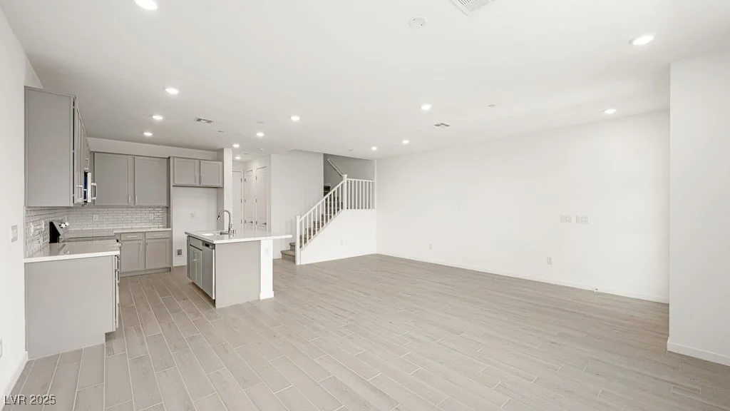1452 Melodic Lark, Las Vegas, NV 89138