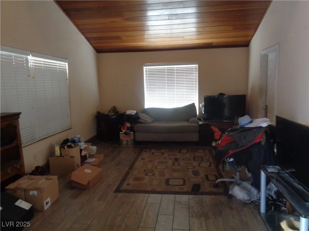 3127 Aloha, Las Vegas, NV 89121