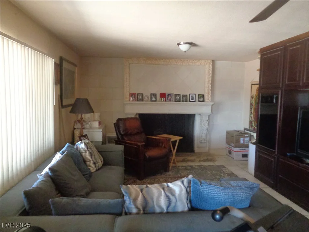 3127 Aloha, Las Vegas, NV 89121