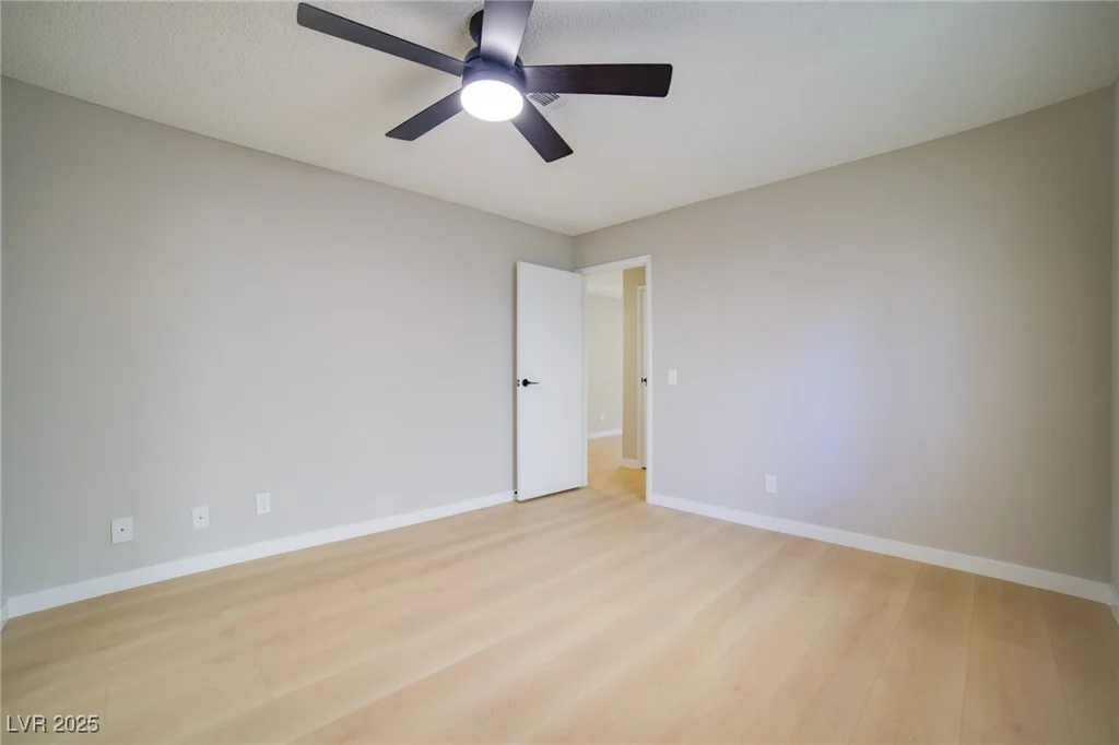 6649 Tropicana, Las Vegas, NV 89103