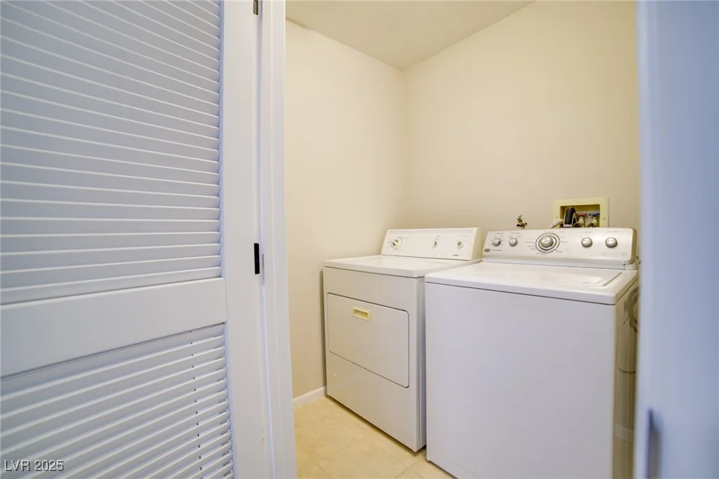 6649 Tropicana, Las Vegas, NV 89103