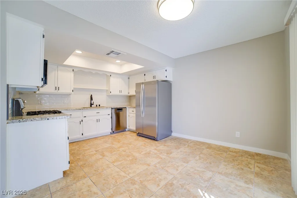 6649 Tropicana, Las Vegas, NV 89103