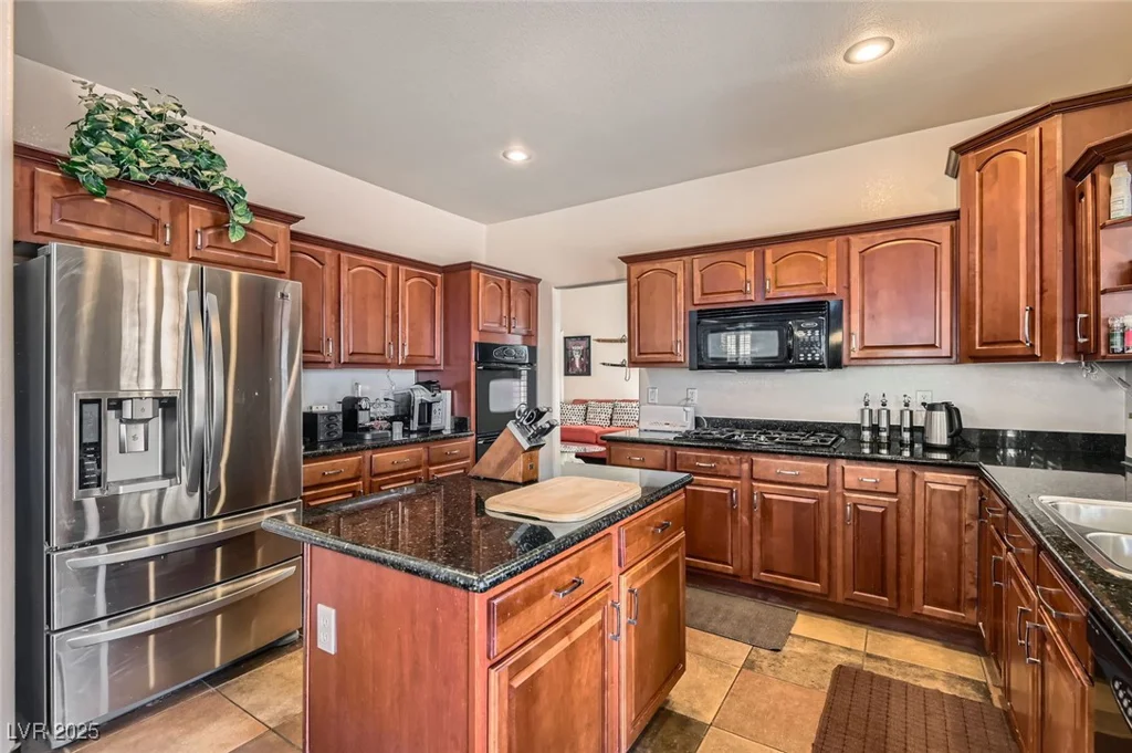 1684 Flores, Henderson, NV 89012