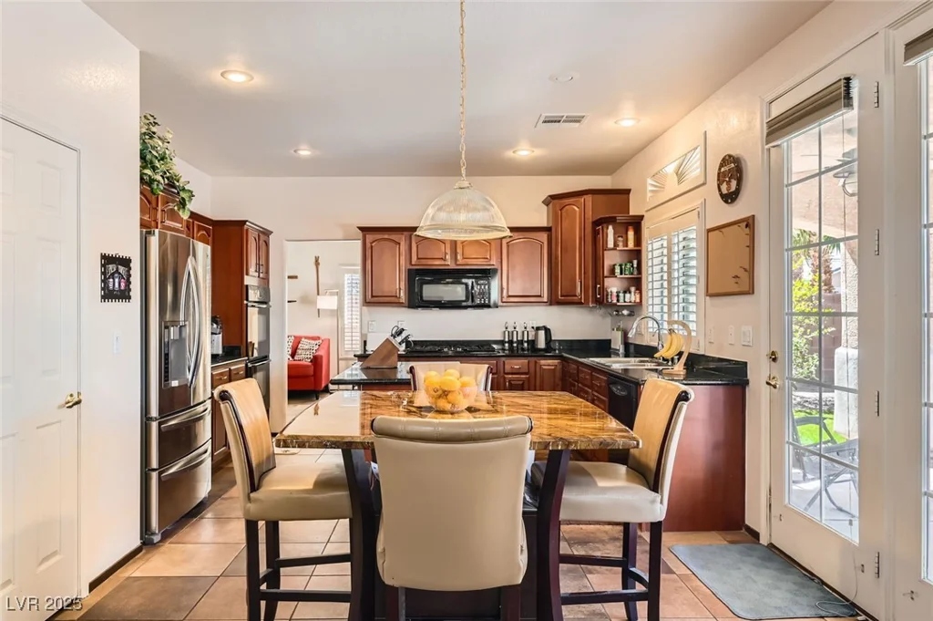 1684 Flores, Henderson, NV 89012