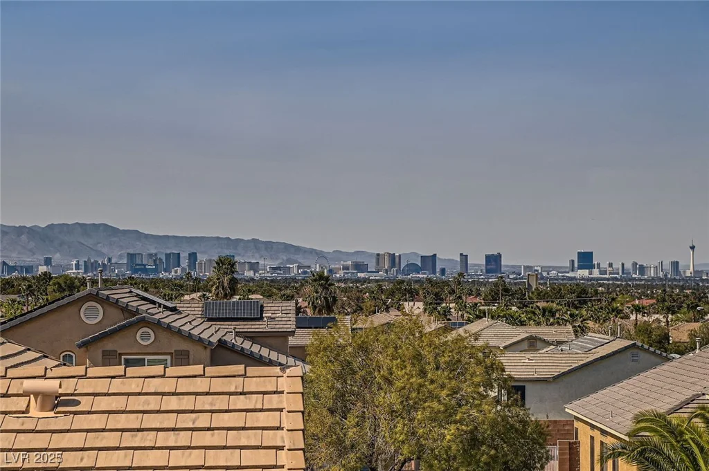 1684 Flores, Henderson, NV 89012