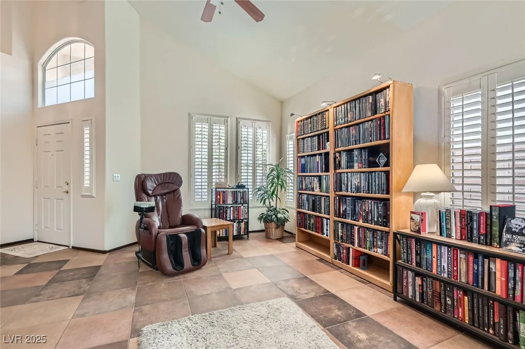1684 Flores, Henderson, NV 89012