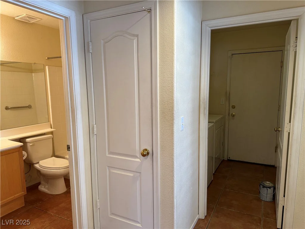 8154 Flanders Terrace, Las Vegas, NV 89123
