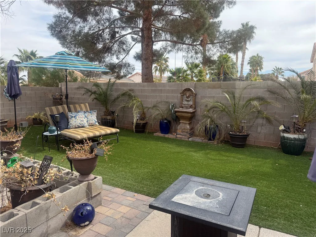 8154 Flanders Terrace, Las Vegas, NV 89123