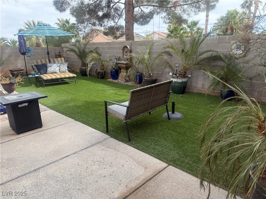 8154 Flanders Terrace, Las Vegas, NV 89123