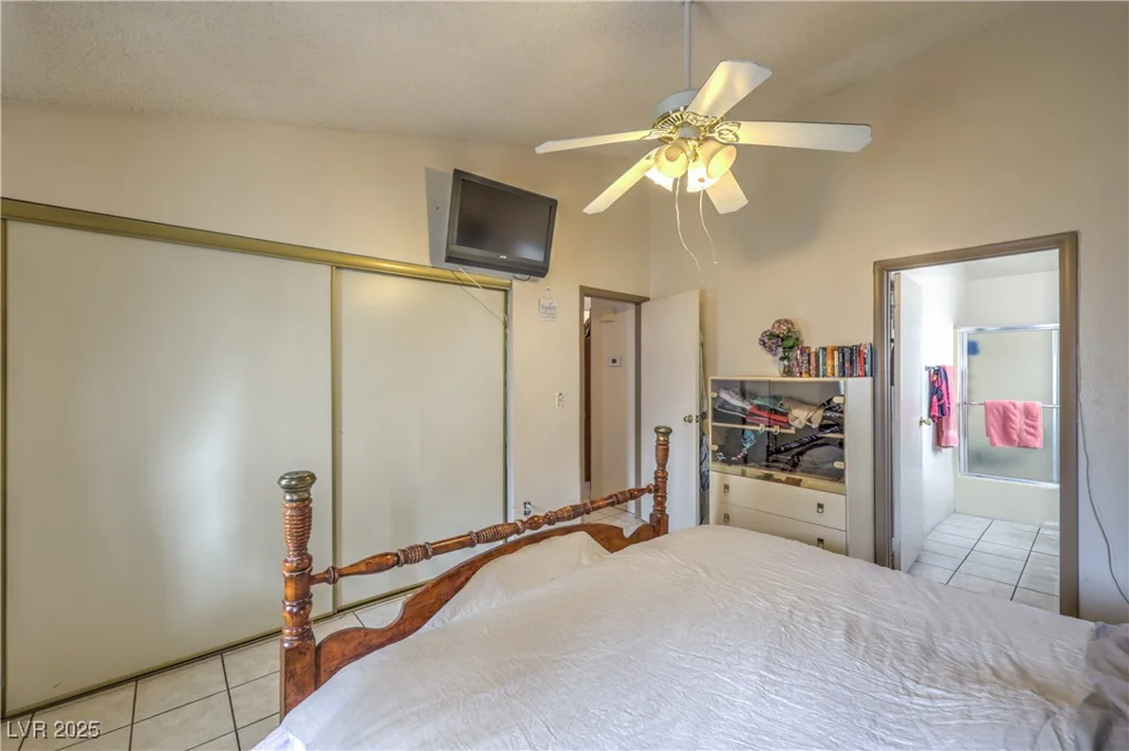 2735 Poppyseed, Las Vegas, NV 89142