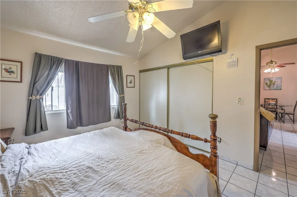 2735 Poppyseed, Las Vegas, NV 89142