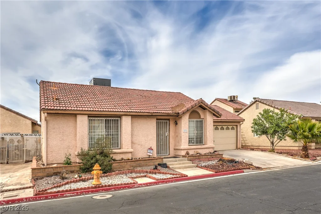 2735 Poppyseed, Las Vegas, NV 89142