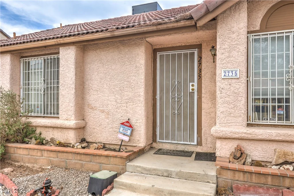 2735 Poppyseed, Las Vegas, NV 89142