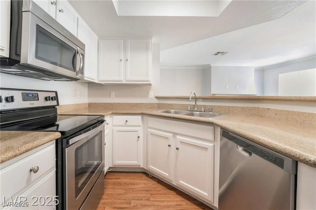 8600 Charleston, Las Vegas, NV 89117