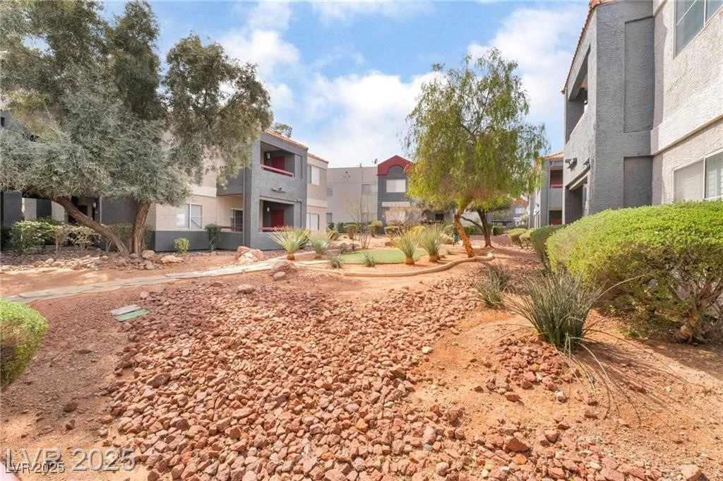 8600 Charleston, Las Vegas, NV 89117