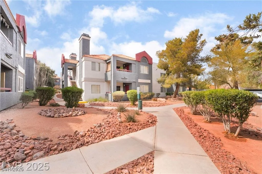 8600 Charleston, Las Vegas, NV 89117
