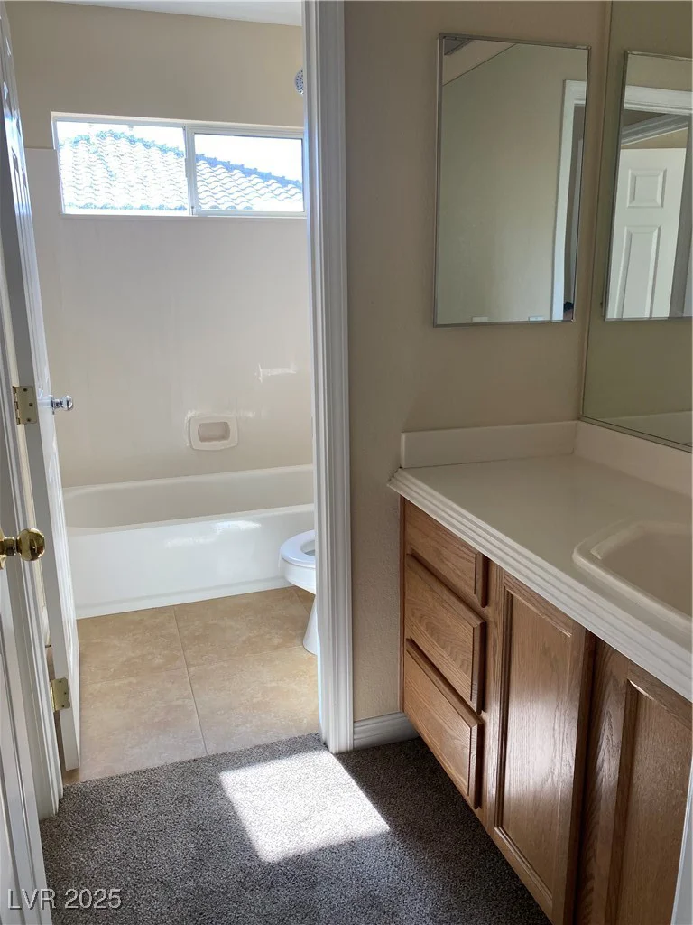 7439 Pioneer, Las Vegas, NV 89113